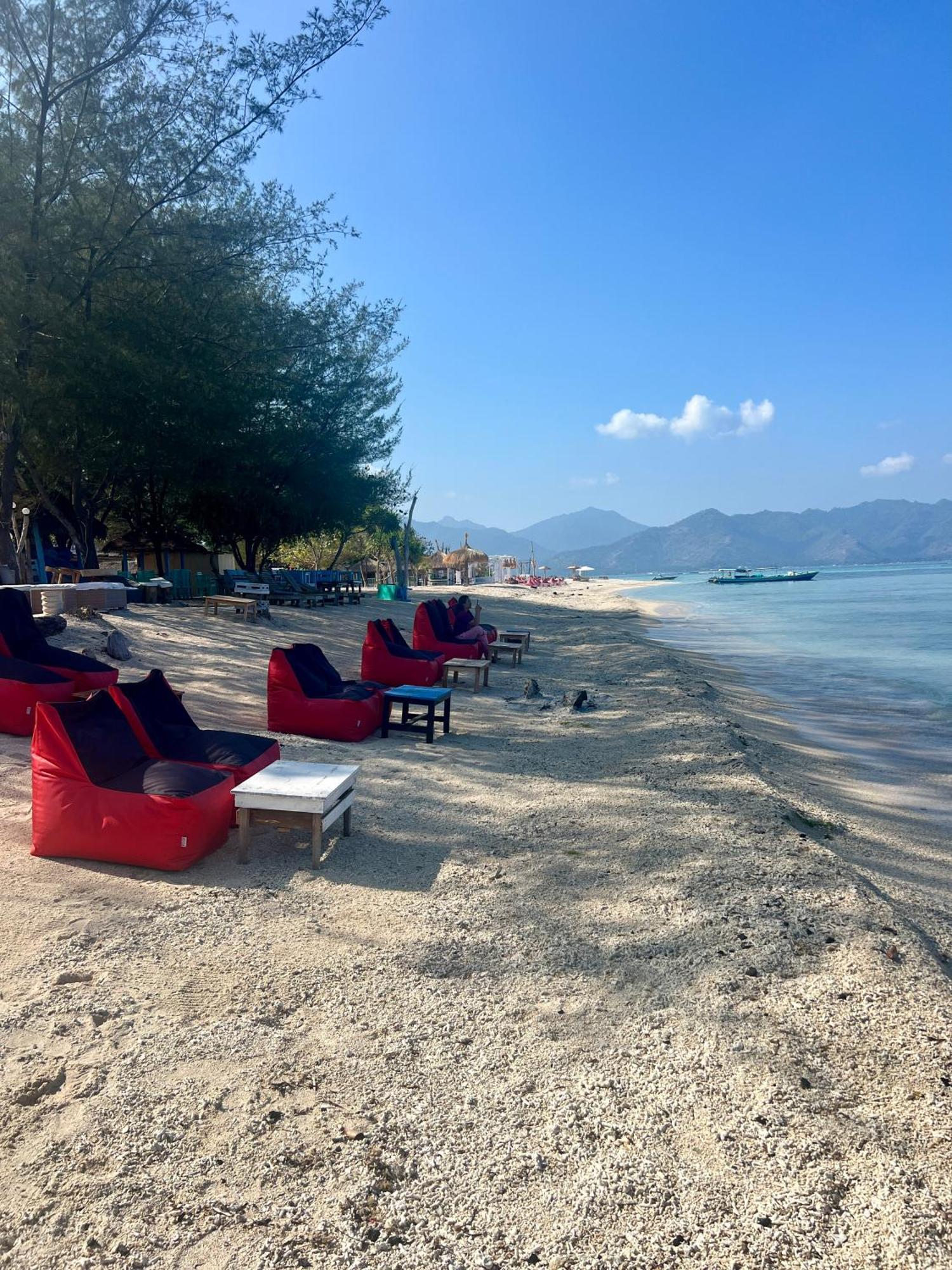Villa Kayu Gili Air Buitenkant foto