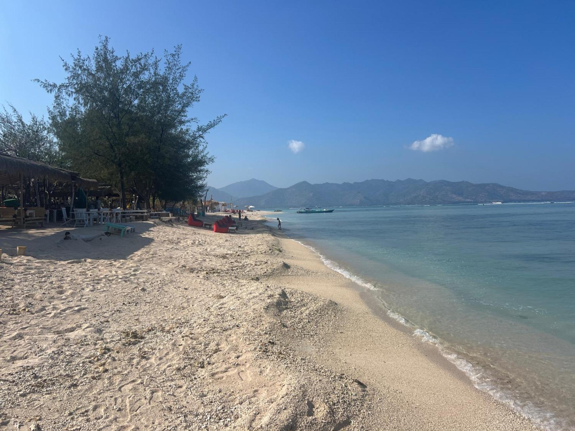 Villa Kayu Gili Air Buitenkant foto
