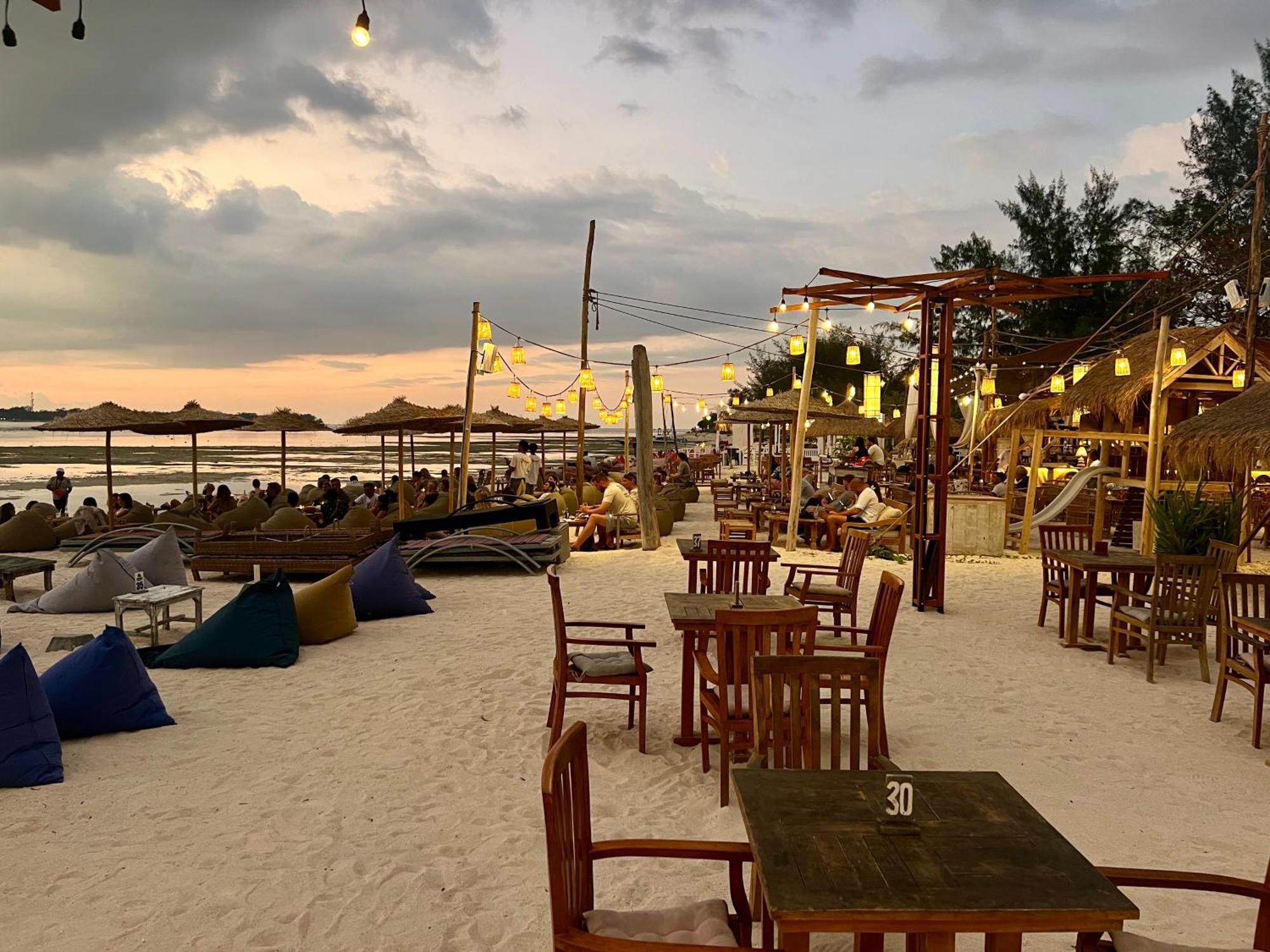 Villa Kayu Gili Air Buitenkant foto